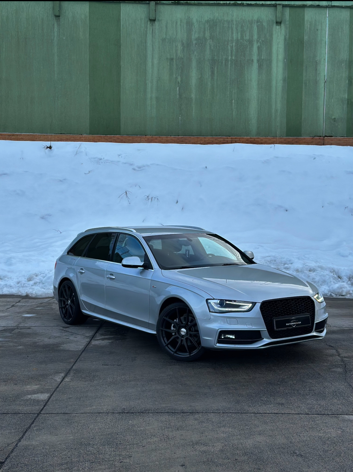 Audi A4 B8 2.0 TDi QUATTRO S-line