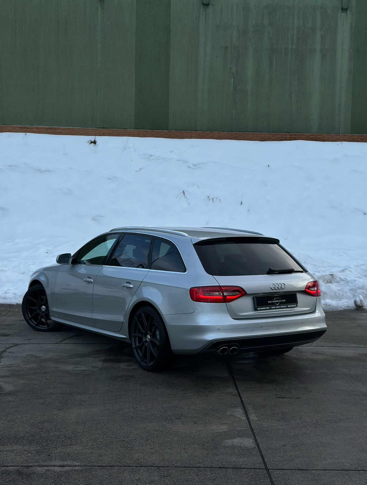 Audi A4 B8 2.0 TDi QUATTRO S-line