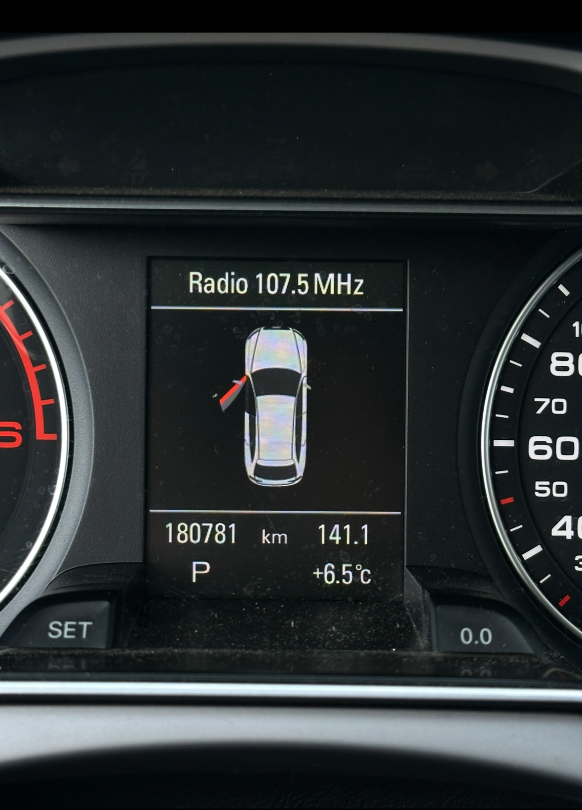 Audi A4 B8 2.0 TDi QUATTRO S-line