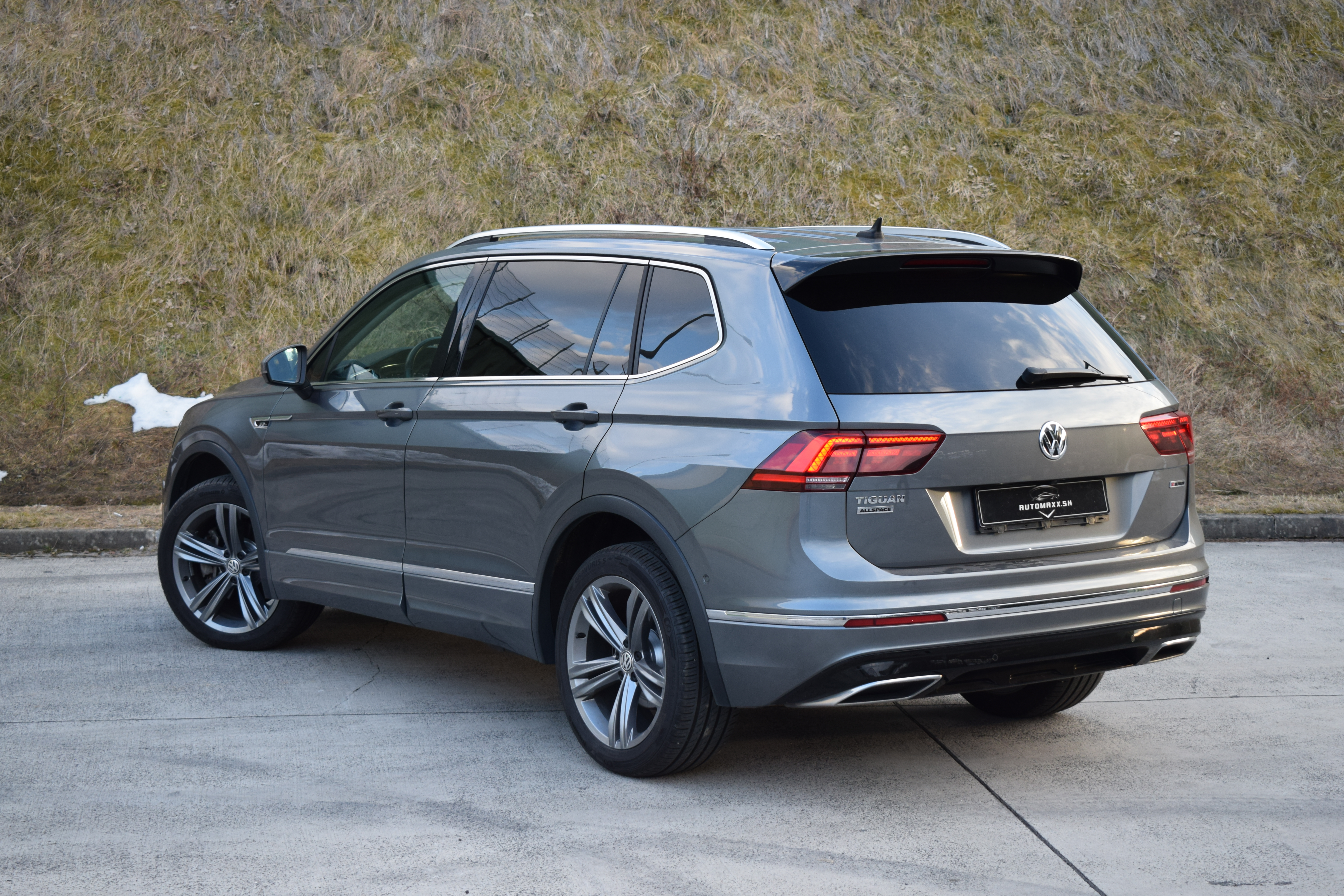 Volkswagen Tiguan Allspace R-line 2.0 TDi 4Motion