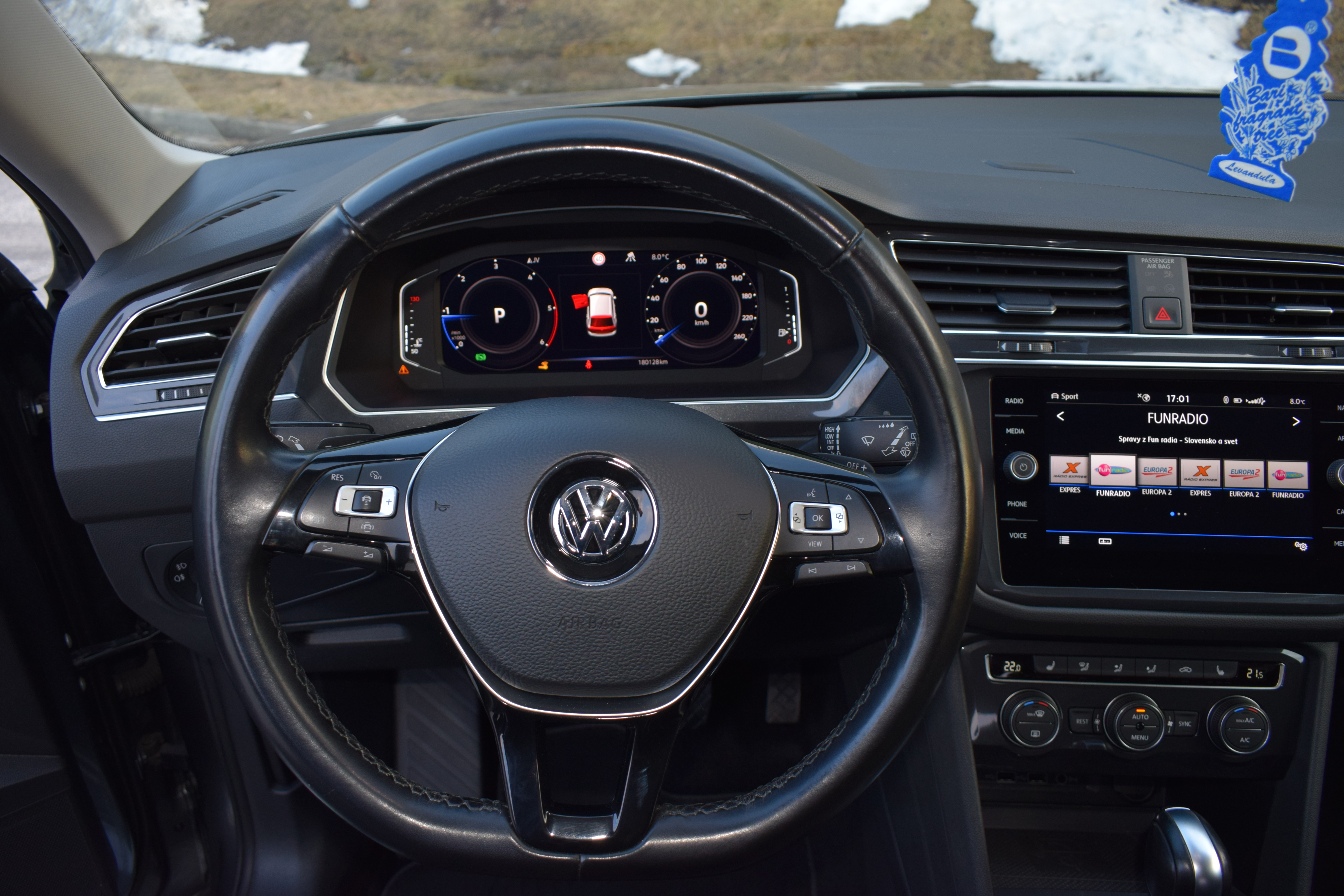 Volkswagen Tiguan Allspace R-line 2.0 TDi 4Motion